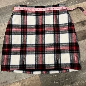 Hollister Plaid wool blend Mini Skirt with pockets, fully lined sz S EUC